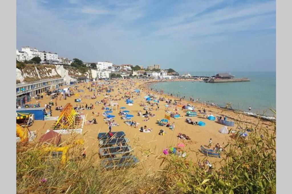 Stylish Holiday Let In Central Broadstairs Apartment Exterior foto